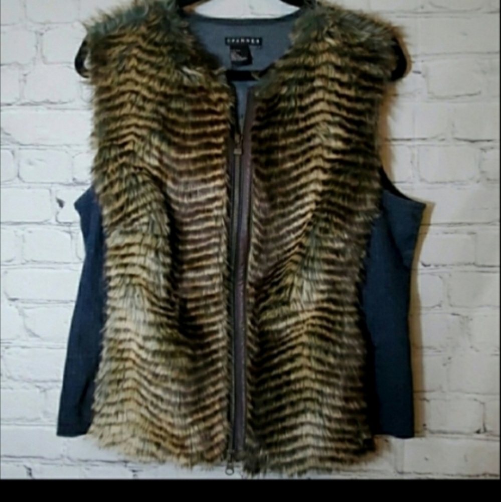 Spanner Faux Fur & Denim Front zip Vest with Leather Details